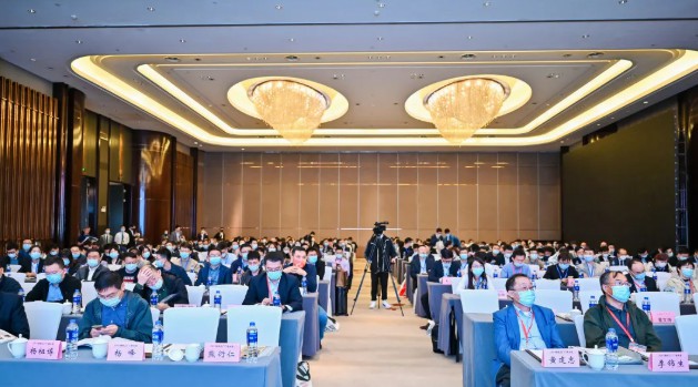 双碳时代，日立空调助力工厂打造绿色节能高效解决方案2